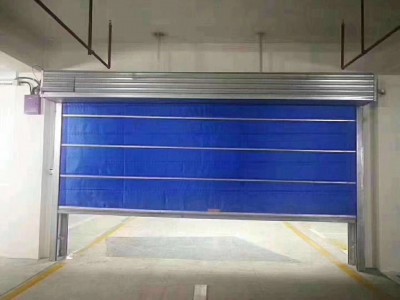 厂家供应钢制防火卷帘门 无机布提升防火卷帘 电动 玻璃 挡烟垂壁图3