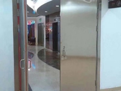 消防门钢制隔热防火门 超大木质防火门 甲级不锈钢安全防火门图3