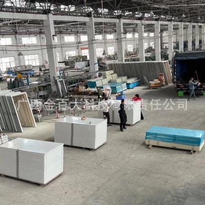 商场楼梯安全通道防火门钢制门框木质门扇免漆木门扇简约大方图5